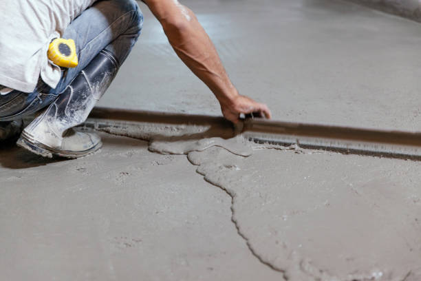 Best Concrete Contractor Near Me  in Middlebury, IN