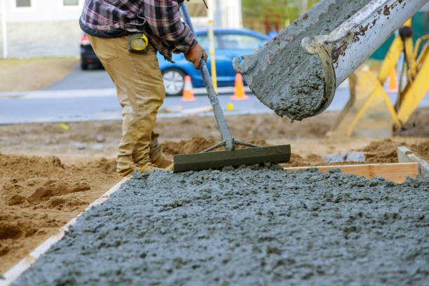 Best Concrete Leveling Services  in Middlebury, IN