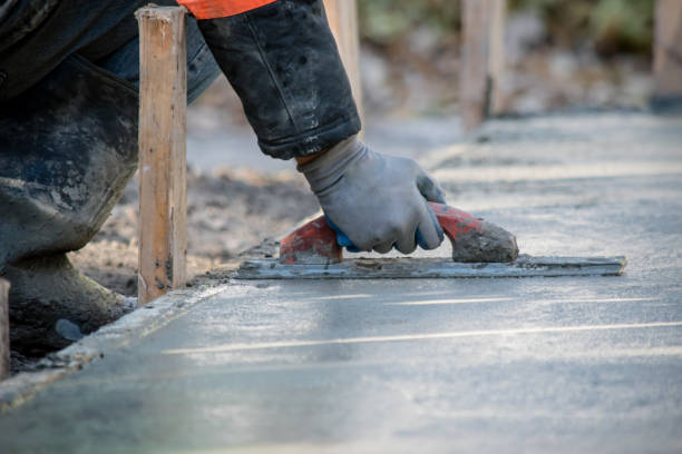 Best Concrete Driveway Repair Near Me  in Middlebury, IN